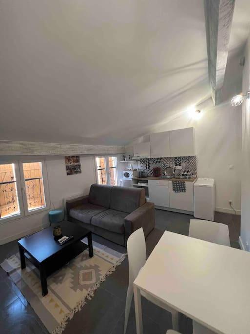 Magnifique T3 Duplex Leilighet Aubagne Eksteriør bilde